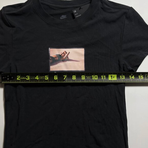 Nike Sportswear Women XS Chill Knit Cropped Tee Off Noir Graphic Tee Slim Fit - Picture 2 of 8